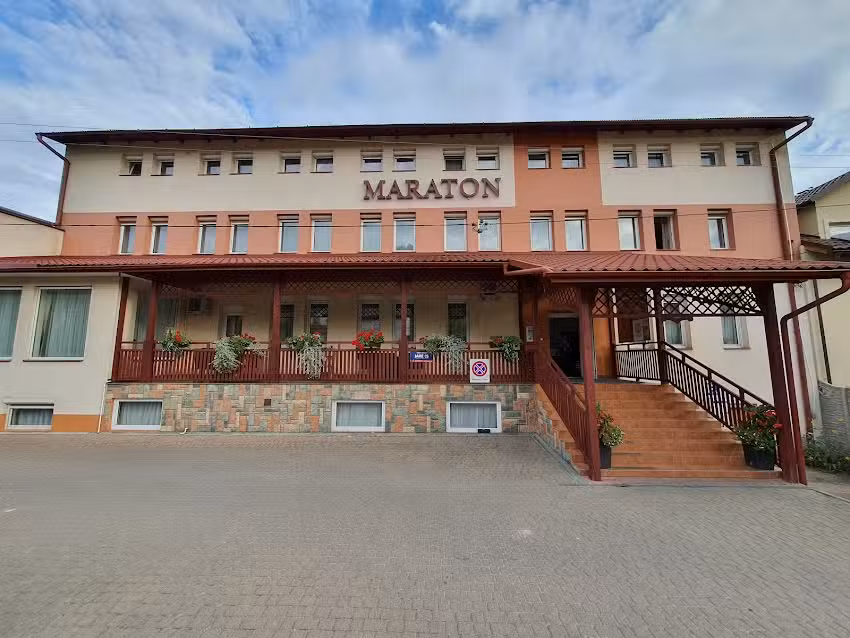 Maraton – Ośrodek Aktywnego Wypoczynku – Restauracja-Noclegi – Baza treningowa