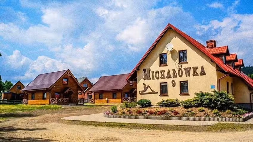 Michałówka Karłów – Unterkunft, Zimmer und Ferienhäuser