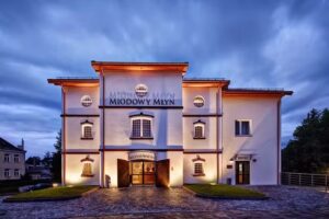 Miodowy Młyn – Hotelrestaurant Fitnesscenter