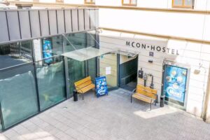 Moon Hostel and Apartments Poznań