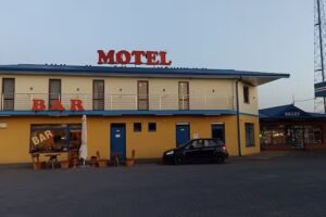 Motel Lesta (Tankstelle Lachówka Duża)