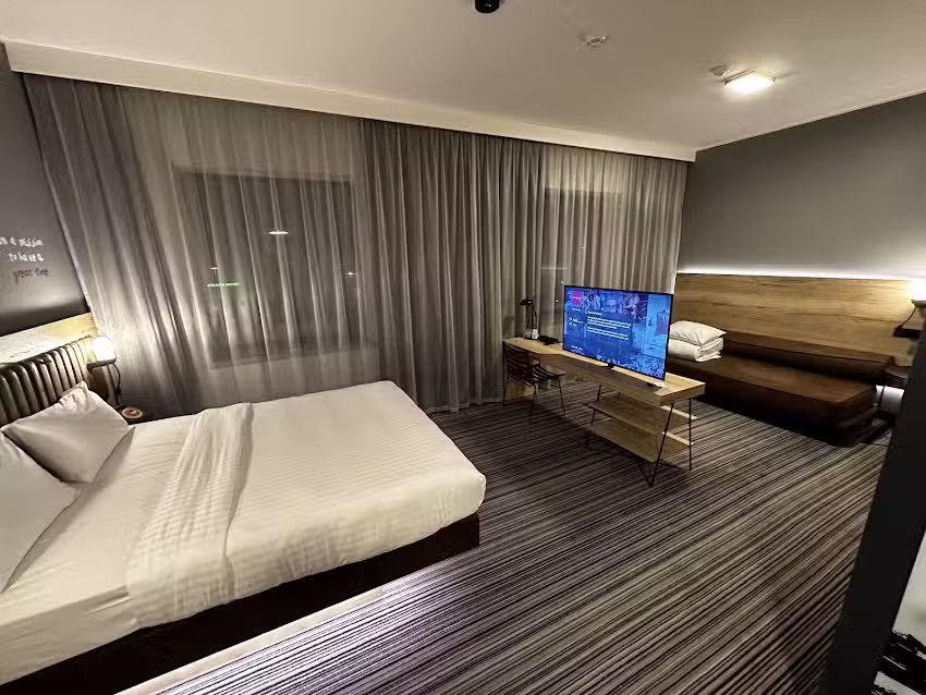 Flughafen Moxy Katowice