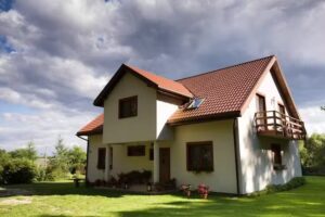 Am Rande des Waldes in Pogorzelce