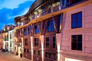 Blue Art Hotel & Spa