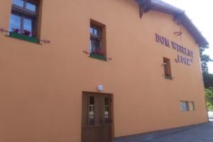 NOCLEGI Dom Weselny EDEN