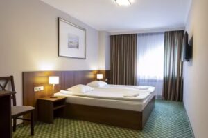 Unterkünfte Hit Zimmer & Apartments