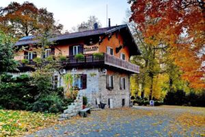 Noclegi Jelenia Góra ,Willa Róża Karkonoszy, Pokoje Gościnne Jelenia Góra, Willa jelenia Góra