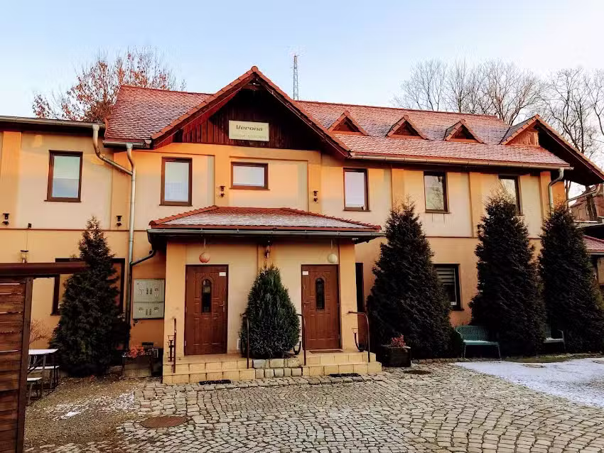 Noclegi Kłodzko – Verona