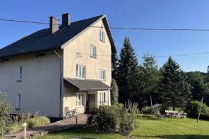 Accommodation by the Stream