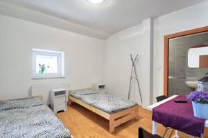 Worker Accommodation and Rooms for Rent
