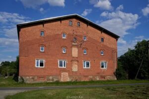 Unterkunft im alten Getreidespeicher in Niemica – Unterkunft