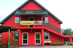 Okuninka-Unterkunft am Białe-See