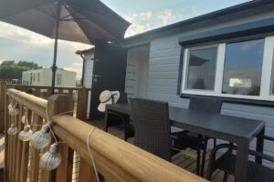 ORZECHOWY PRZYLĄDEK – domki letniskowe z własną linią brzegową