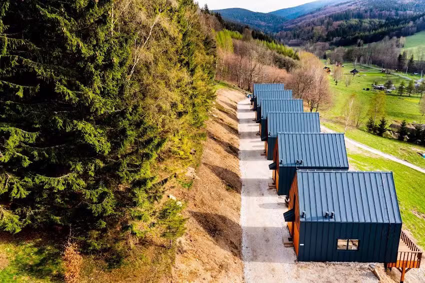 Osada Za górami za lasami