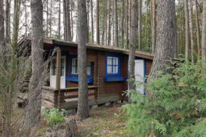 Ośrodek Wczasowy Na Skarpie Gródek Domki letniskowe Nad Jeziorem W lesie