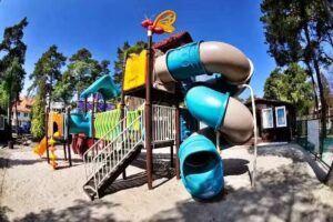 Familifan Holiday Resort