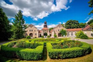 Pałac i Folwark Galiny