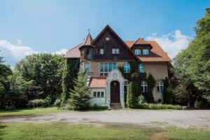 Hunting Palace – Orle Solutions