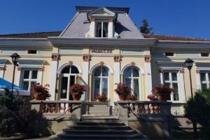 Palace | Restaurant | Hotel | Weddings