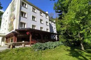 4 Seasons Guesthouse