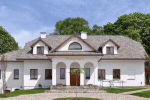 Dworek Polski Guesthouse