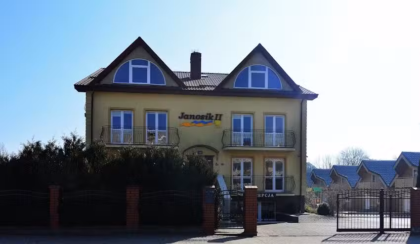 Pensjonat Janosik II Pokoje do wynajęcia Noclegi nad morzem Kwatera do wynajęcia