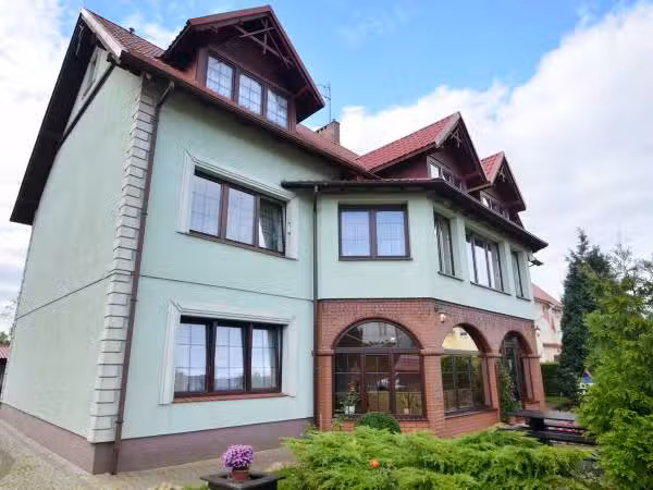 Pensjonat „Magnat” Pokoje Gościnne w Dźwirzynie