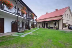 Guesthouse Under the Chestnut Tree