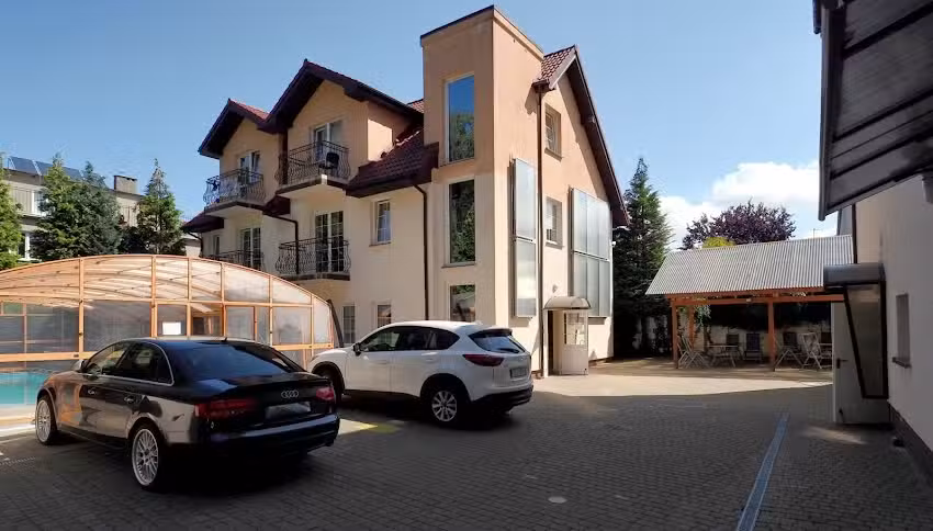 &bdquo;Unter den Arkaden&ldquo;