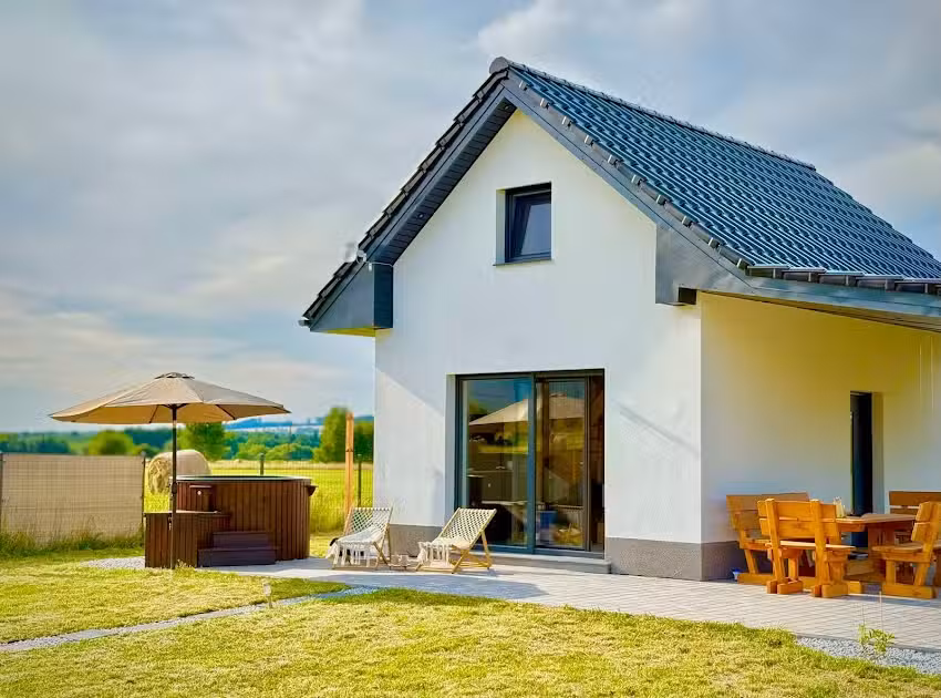 Pod Jizerskim Niebem – a cozy cottage with a hot tub, near Świeradów-Zdrój