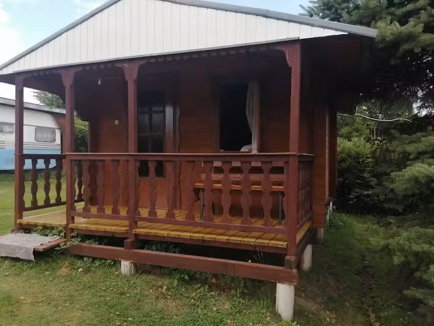 Unter dem Wald. Gagała RE