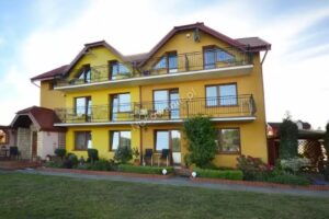 Gästezimmer, CELINE Apartment