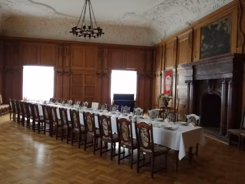 Pokoje Gościnne i Apartamenty na Zamku Książęcym