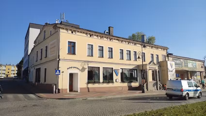 Guest rooms and Wielkopolanka Restaurant