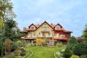 Łabędź Guest Rooms | Dziwnów