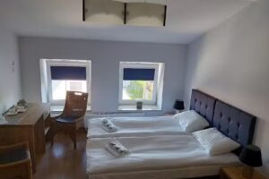 Pokoje Gościnne noclegi w Sulejowie