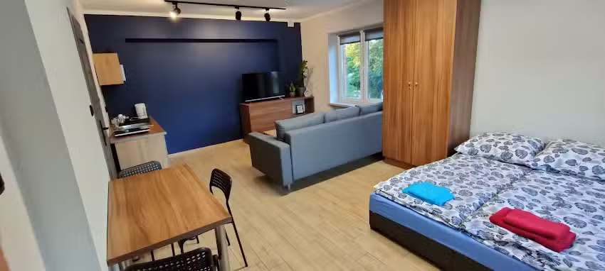 Guest rooms “Under the Oak”