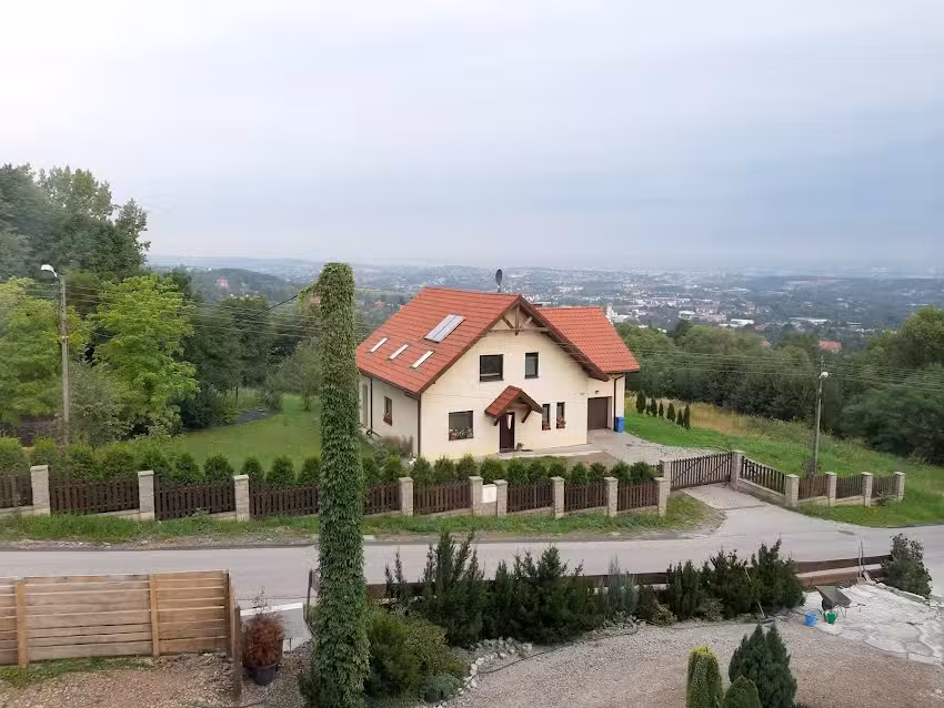 Zimmer über dem Smog