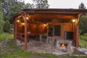 Pokoje pod Krzywym Dachem