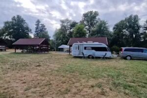 Camping site on the Obra River “dObra przystań”