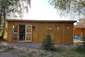 Campingplatz für Familien-Ferienhäuser – Łęknica