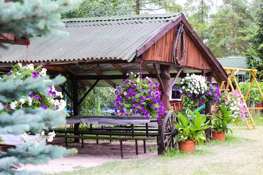 Campingplatz und Veranstaltungsorganisation „Za Zamkiem“ in Chęciny
