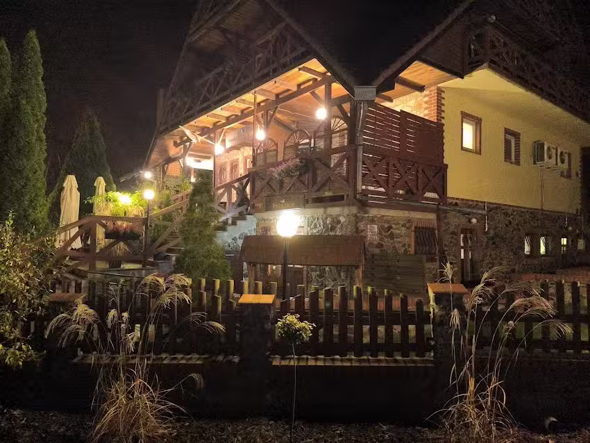 Powidz Lakeside Hotel and Restaurant