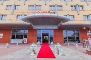Qubus Hotel Glolow