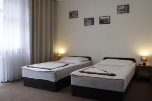 Toiletten mit Badezimmern