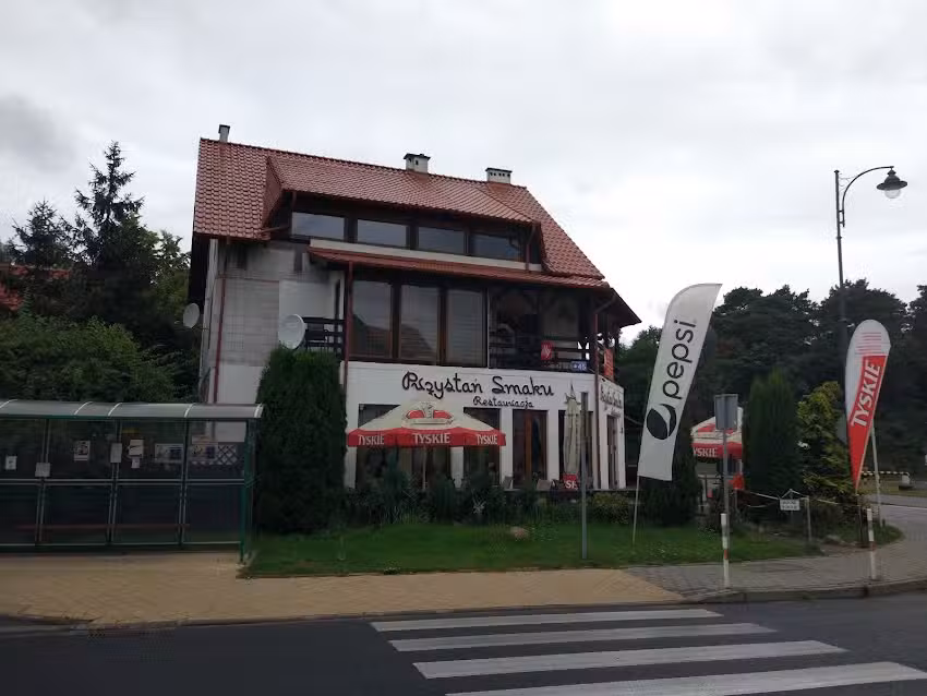 Restaurant and Apartments “Haven of Taste”