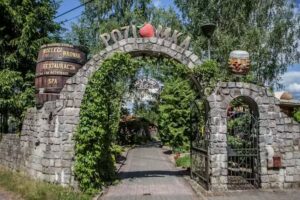 Restaurant and Inn “Poziomka” Anna and Jerzy Kanurscy