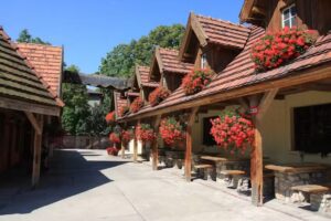 Pustelnik Restaurant and Hotel