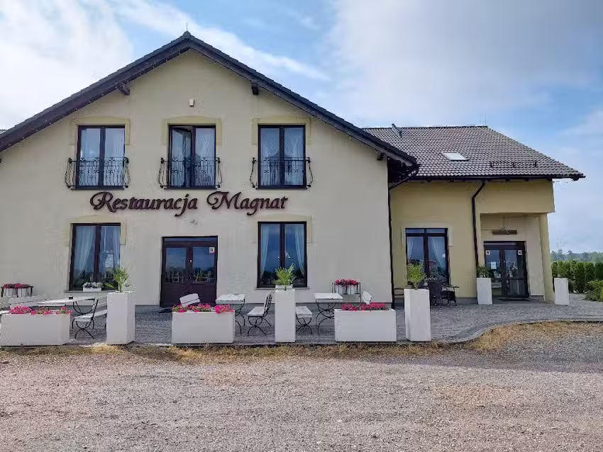 Restaurantunterkunft MAGNAT