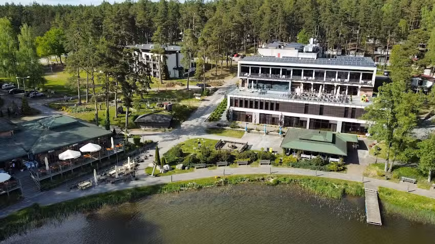 RESTAURACJA Tawerna &ndash; SZARLOTA Nad Jeziorem